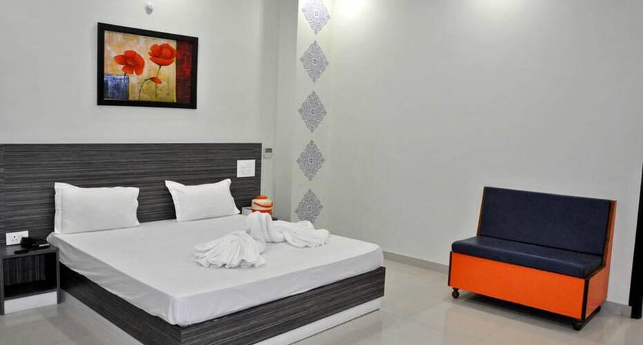 Hotel Deewan Residency, Dera Bassi 4